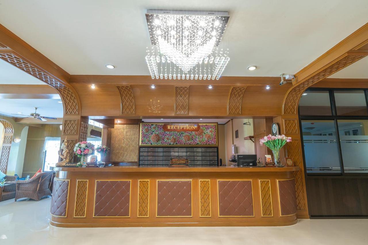 Sabai Inn Pattaya Exterior foto